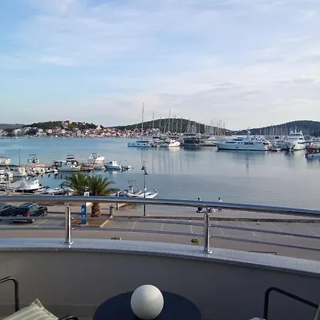 Up&up * Rogoznica (Sibenik-Knin)