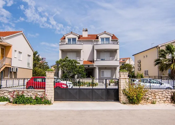 Up&up Rogoznica (Sibenik-Knin)